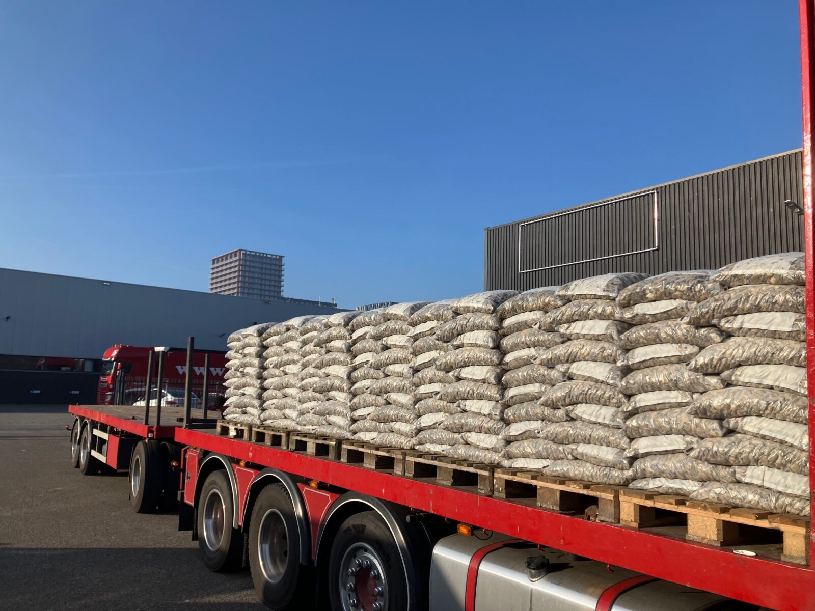 grind op vrachtwagen2